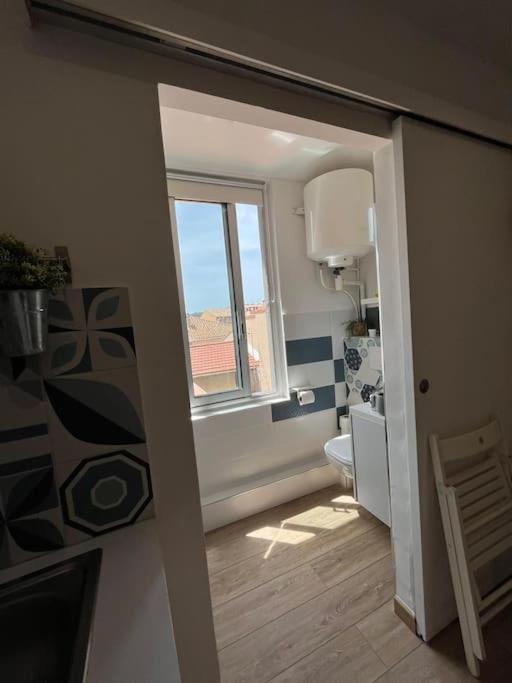 Sanary Sunset Votre Cocon Au Coeur Du Port Apartment Exterior foto